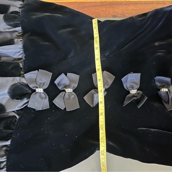 80's Albert Nipon Black Velvet and Satin Cocktail Dress Formal Goth Gothic - Picture 10 of 12